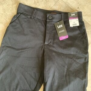 Lee Ultra Soft Waistband Straight Leg‎ Khaki Pants Comfort & Style 6M Black NWT